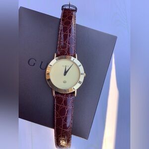 Mens GUCCI DRESS watch💥💥💥
